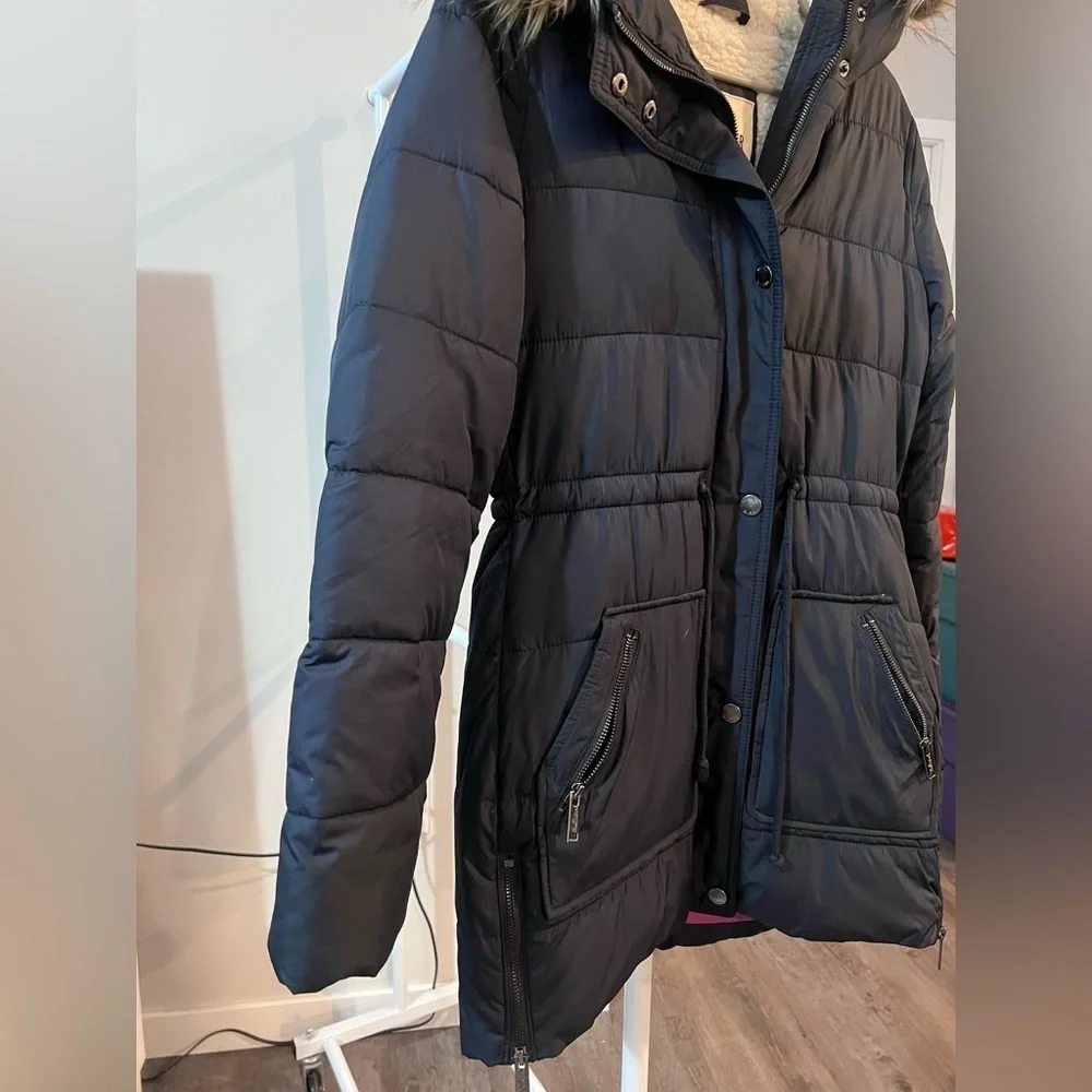 Womens Hollister by Abercrombie & Fitch Water Resistant Quilted Jacket Sz SMALL - Picture 3 of 7